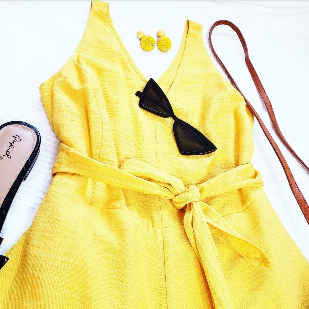 🆕️//The Maddie//Bright Yellow Jumpsuit - Picture 2 of 4